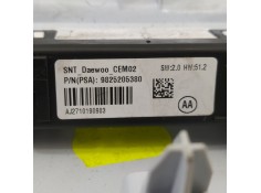 Recambio de luz interior para peugeot 208 2020 referencia OEM IAM 96887290PR 9827658880 9823297880 2