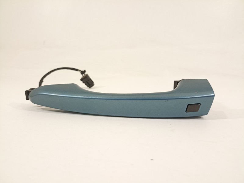 Recambio de maneta exterior delantera izquierda para hyundai kona tecno 2wd referencia OEM IAM 82651J9700  