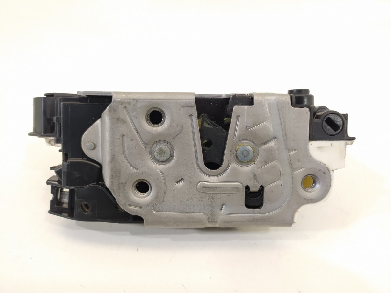 Recambio de cerradura puerta trasera derecha para volkswagen polo (6c1) advance bluemotion referencia OEM IAM 6C0839014A  