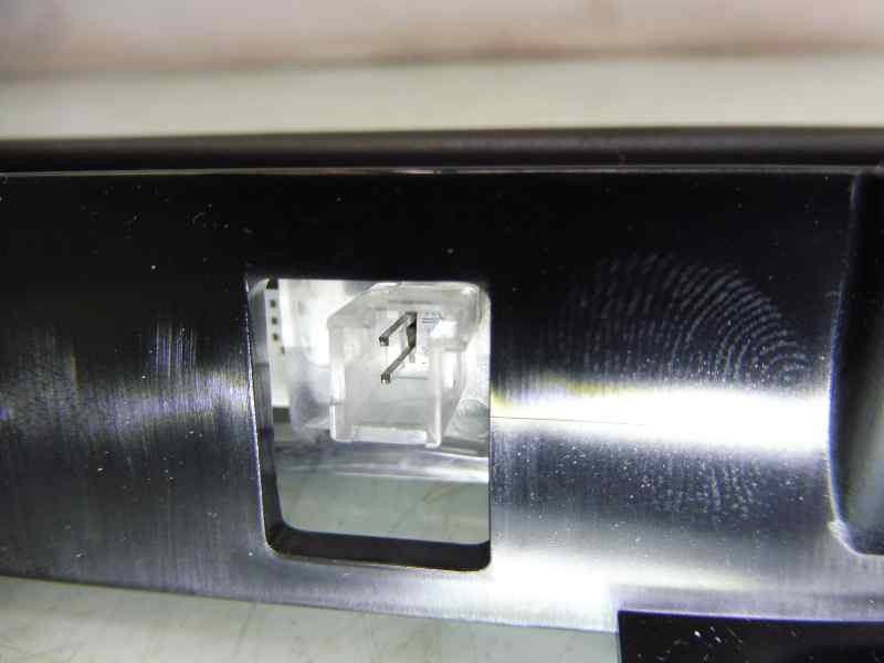 Recambio de luz central de freno para bmw serie 4 coupe (f32) 420d referencia OEM IAM 7296108  