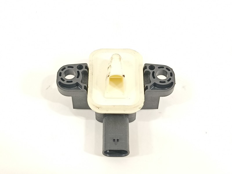 Recambio de sensor para mercedes-benz clase a (w176) a 45 amg 4-matic (176.052) referencia OEM IAM A1668210351 56054084AA 