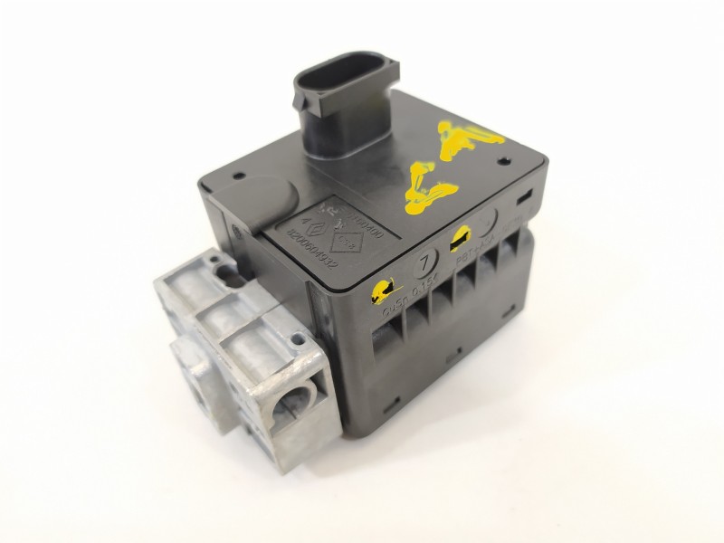 Recambio de antirrobo para renault clio iv grandtour dynamique referencia OEM IAM 8200604932  
