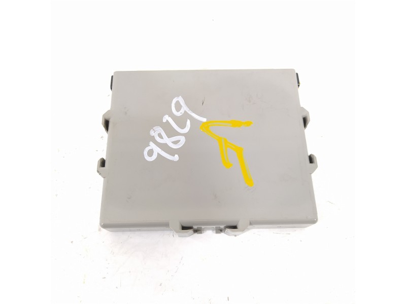 Recambio de modulo electronico para lexus rx 450h referencia OEM IAM 8999048081 2325005134 