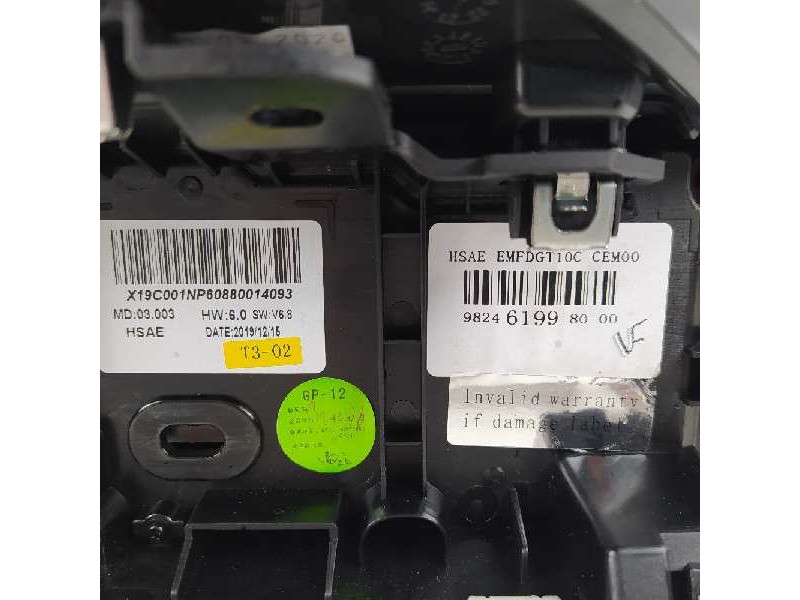 Recambio de pantalla multifuncion para peugeot 208 2020 referencia OEM IAM 9824619980  
