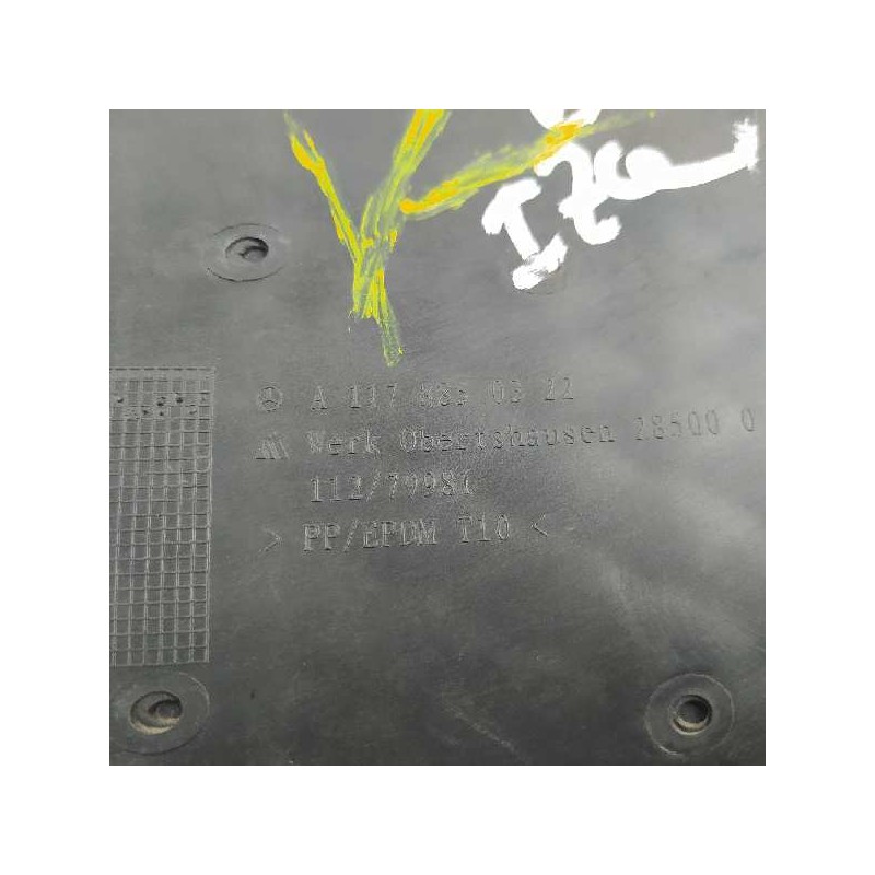 Recambio de rejilla paragolpes izquierda para mercedes-benz clase cla (w117) cla 220 cdi (117.303) referencia OEM IAM A117885032