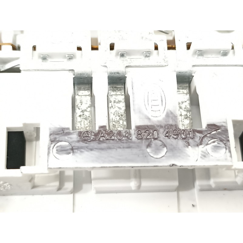 Recambio de luz interior para mercedes-benz clase a (w176) a 45 amg 4-matic (176.052) referencia OEM IAM A2048204901  