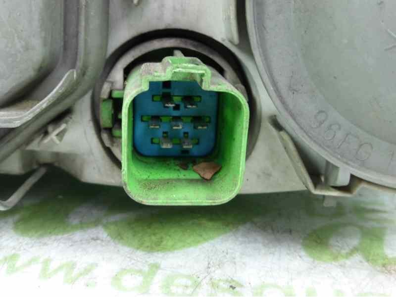 Recambio de faro derecho para ford fiesta berlina básico referencia OEM IAM 96FG13005AG 0301049202  Recambio de faro derecho para ford fiesta berlina básico referencia OEM IAM 96FG13005AG 0301049202