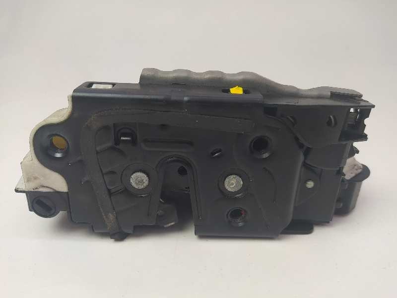 Recambio de cerradura puerta delantera derecha para volkswagen golf vii lim. r referencia OEM IAM 5K1837016D  