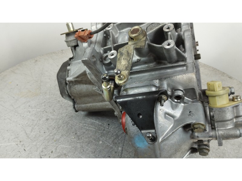 Recambio de caja cambios para peugeot 206 berlina x-line referencia OEM IAM 20DL72  