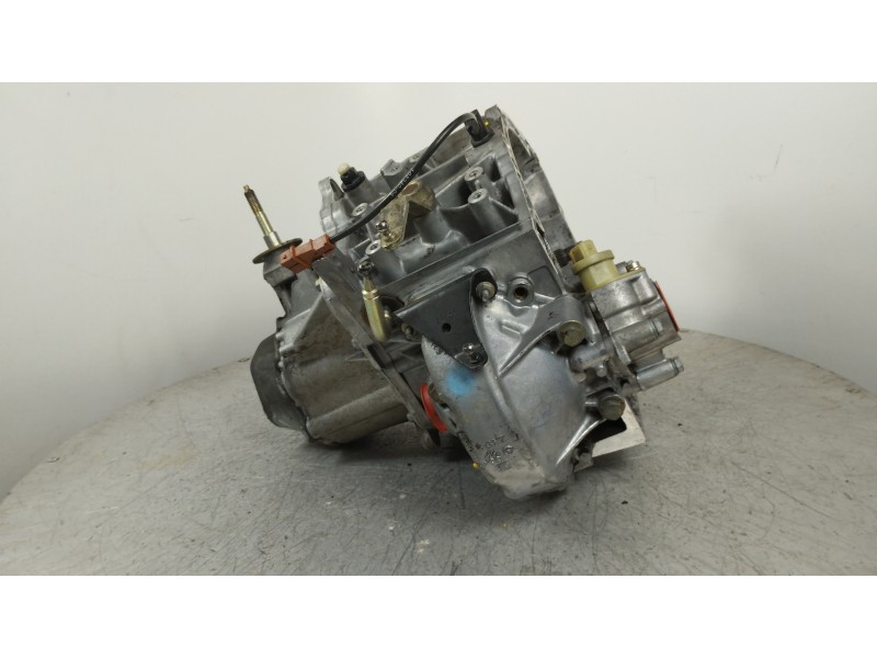 Recambio de caja cambios para peugeot 206 berlina x-line referencia OEM IAM 20DL72  