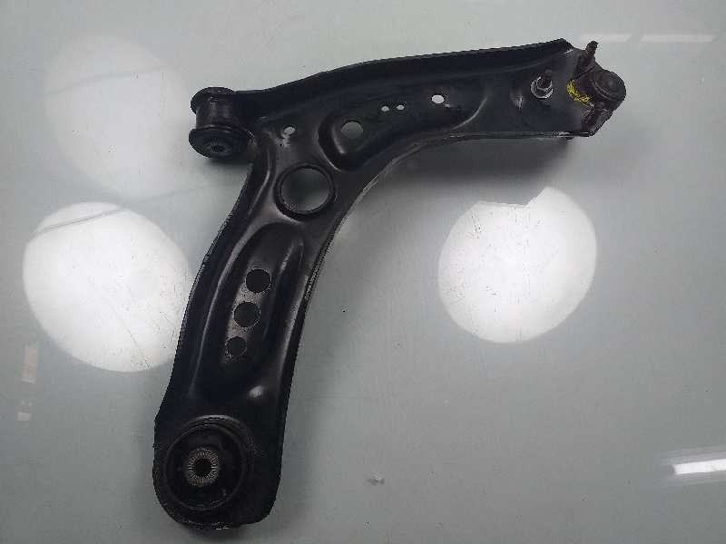 Recambio de brazo suspension inferior delantero izquierdo para volkswagen golf vii lim. r referencia OEM IAM 5Q0407151J  