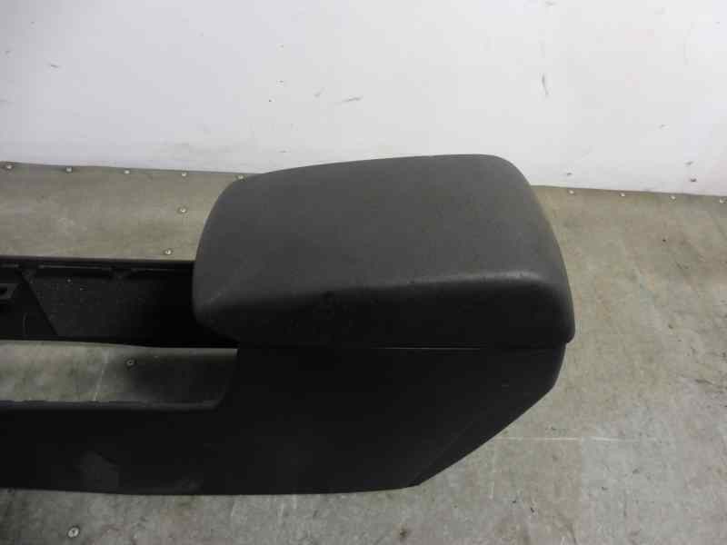 Recambio de apoyabrazos central para mazda 3 berlina (bk) 1.6 vvt active referencia OEM IAM   