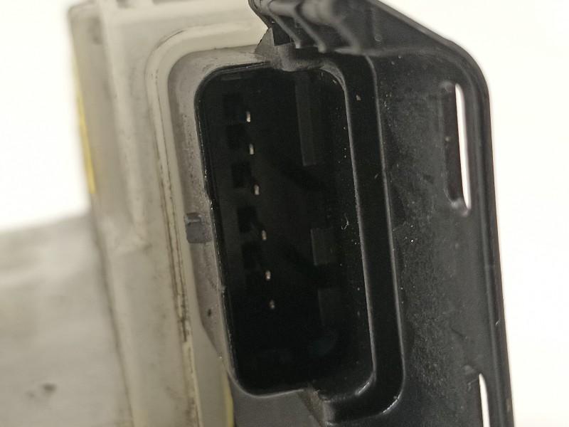 Recambio de cerradura puerta delantera derecha para citroën c-elysée shine referencia OEM IAM 9819027180  