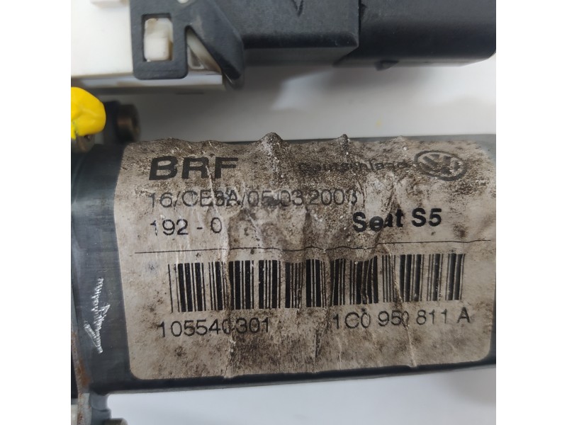 Recambio de motor elevalunas trasero izquierdo para seat leon (1m1) signo referencia OEM IAM 1C0959811A  