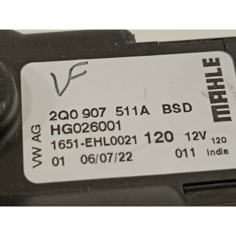 Recambio de motor apertura trampillas climatizador para seat arona xperience referencia OEM IAM 2Q0907511A  