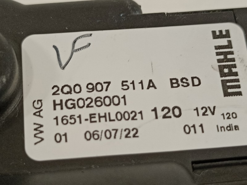 Recambio de motor apertura trampillas climatizador para seat arona xperience referencia OEM IAM 2Q0907511A  