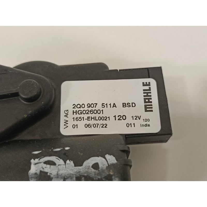 Recambio de motor apertura trampillas climatizador para seat arona xperience referencia OEM IAM 2Q0907511A  