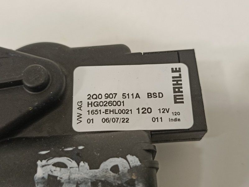 Recambio de motor apertura trampillas climatizador para seat arona xperience referencia OEM IAM 2Q0907511A  