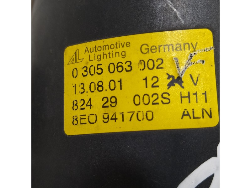 Recambio de faro antiniebla derecho para audi a4 berlina (8e) 2.5 tdi (114kw) referencia OEM IAM 8E0941700 0305063002 