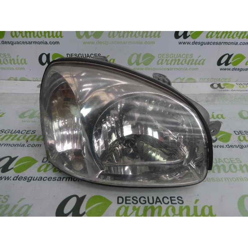 Recambio de faro derecho para hyundai santa fe (sm) 2.0 gls crdi 4x4 referencia OEM IAM 9210226025  