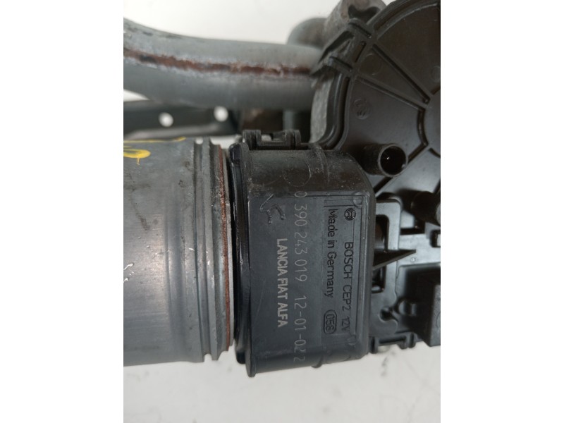 Recambio de motor limpia delantero para alfa romeo giulietta (191) distinctive referencia OEM IAM 50509396 3397021178 0390243019