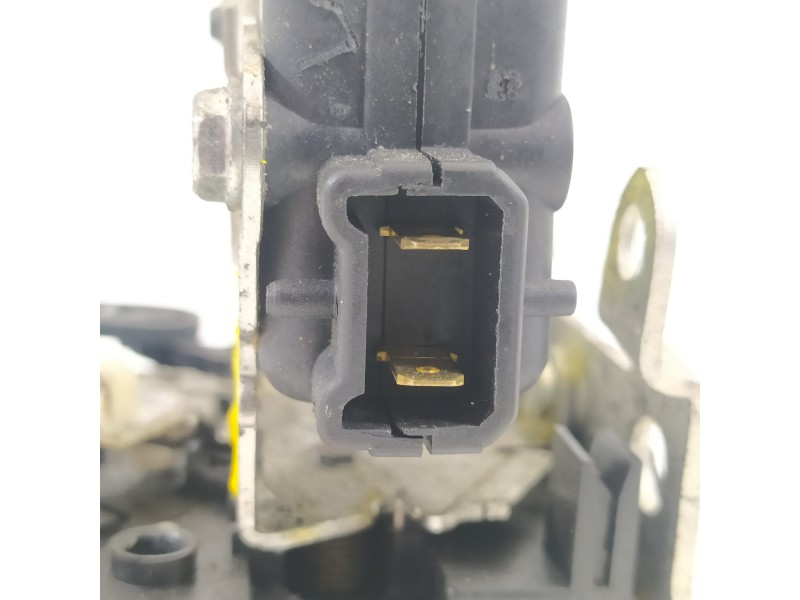 Recambio de cerradura puerta delantera derecha para dacia sandero laureate referencia OEM IAM   