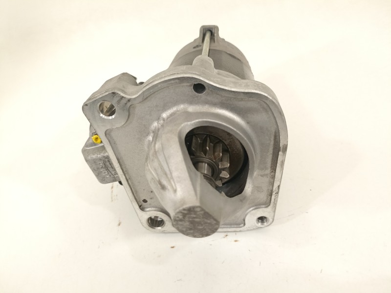 Recambio de motor arranque para opel corsa f referencia OEM IAM 9812715480  