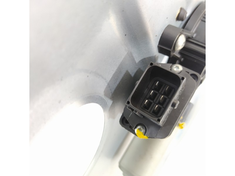 Recambio de elevalunas delantero derecho para alfa romeo giulietta (191) distinctive referencia OEM IAM 0505106410 10301016 