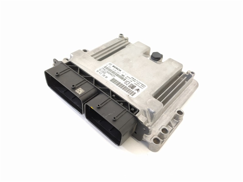 Recambio de centralita motor uce para opel corsa f referencia OEM IAM 9841215880 9838217080 0261S102VT