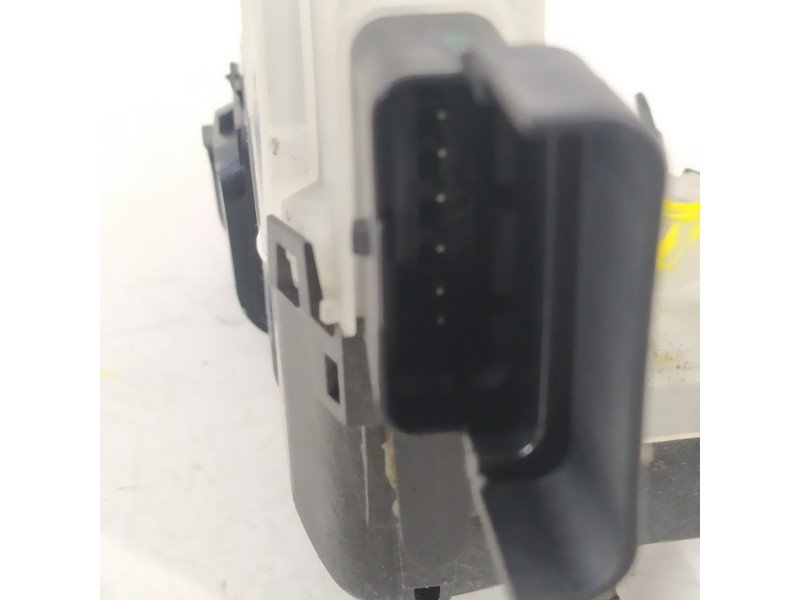 Recambio de cerradura puerta delantera izquierda para opel corsa f referencia OEM IAM 9829285080 3500M3139 292850