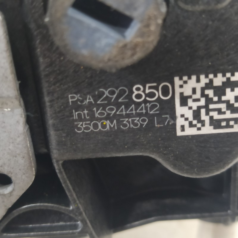 Recambio de cerradura puerta delantera izquierda para opel corsa f referencia OEM IAM 9829285080 3500M3139 292850