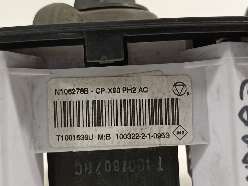Recambio de mando calefaccion / aire acondicionado para dacia sandero laureate referencia OEM IAM T1001639U  