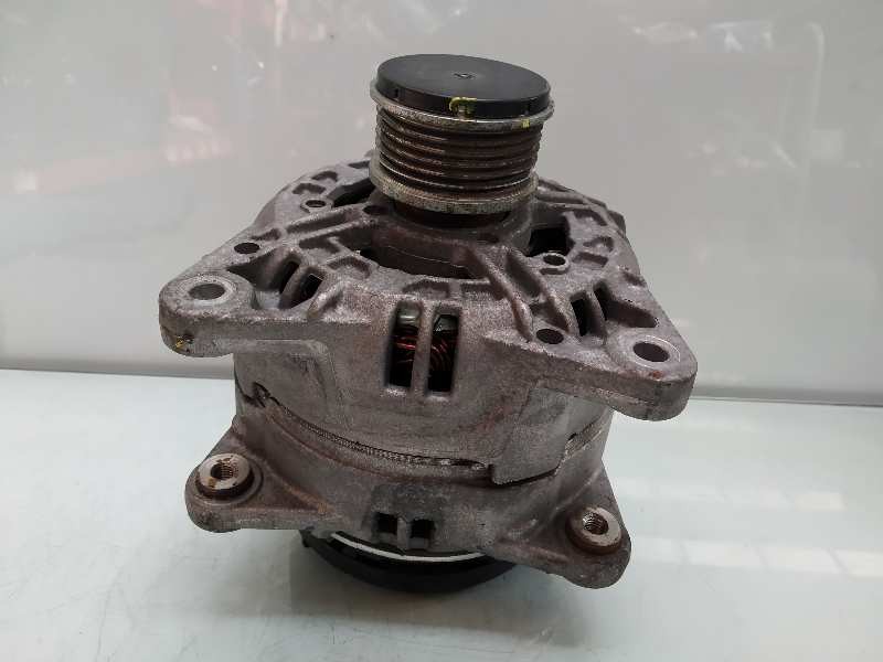 Recambio de alternador para nissan qashqai (j10) tekna referencia OEM IAM 8200728292D 0124525140 