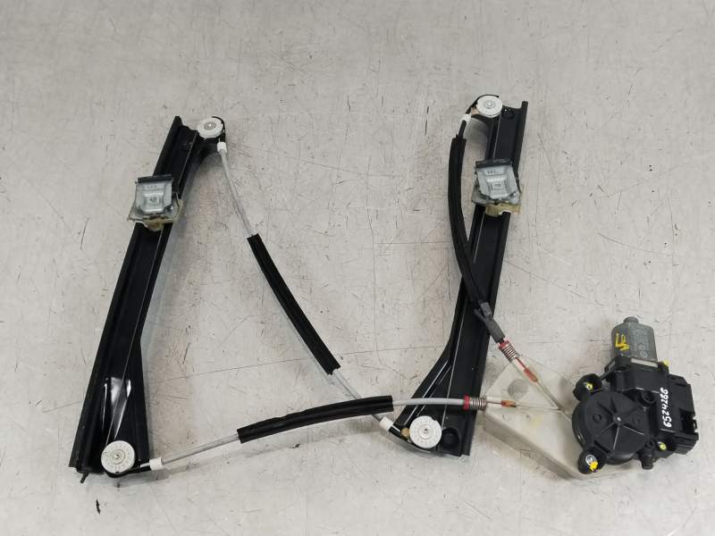 ELEVALUNAS DELANTERO IZQUIERDO 6R4837461D 0130822531 6R0959801H