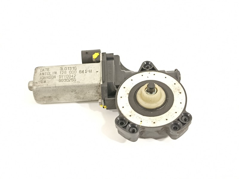 Recambio de motor elevalunas delantero izquierdo para dacia sandero laureate referencia OEM IAM 9030255  
