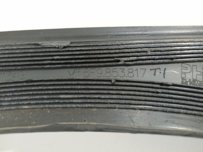 Recambio de aletin trasero izquierdo para seat arona xperience referencia OEM IAM 6F9853817  