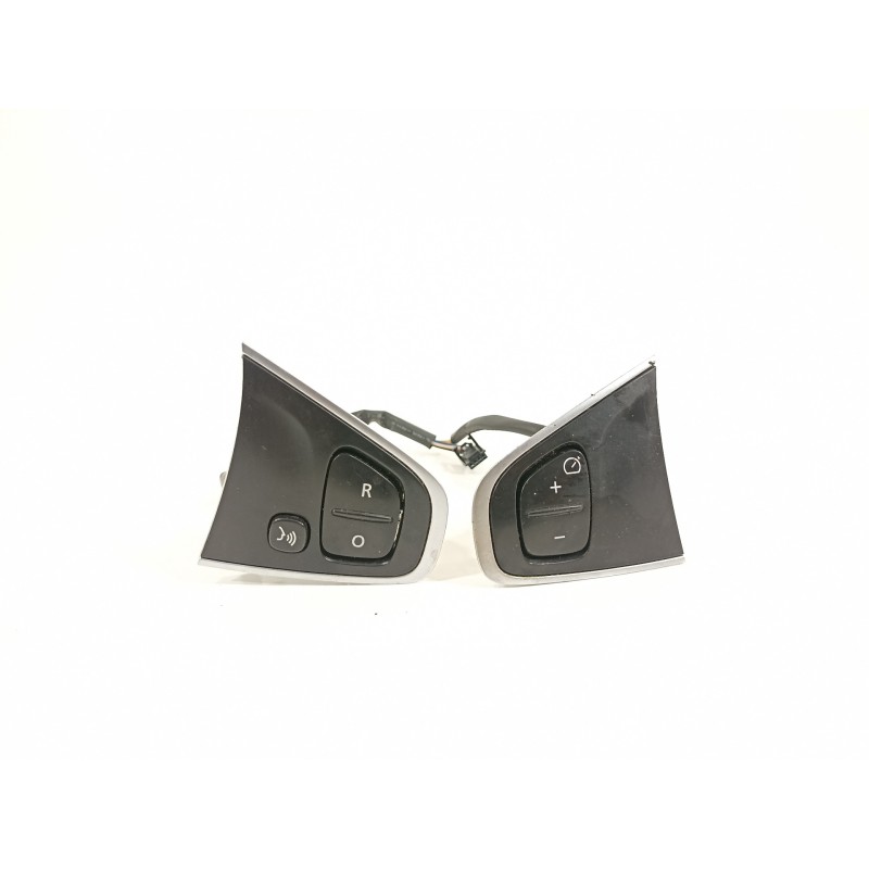 Recambio de mando volante para renault clio iv business referencia OEM IAM 631561000A  