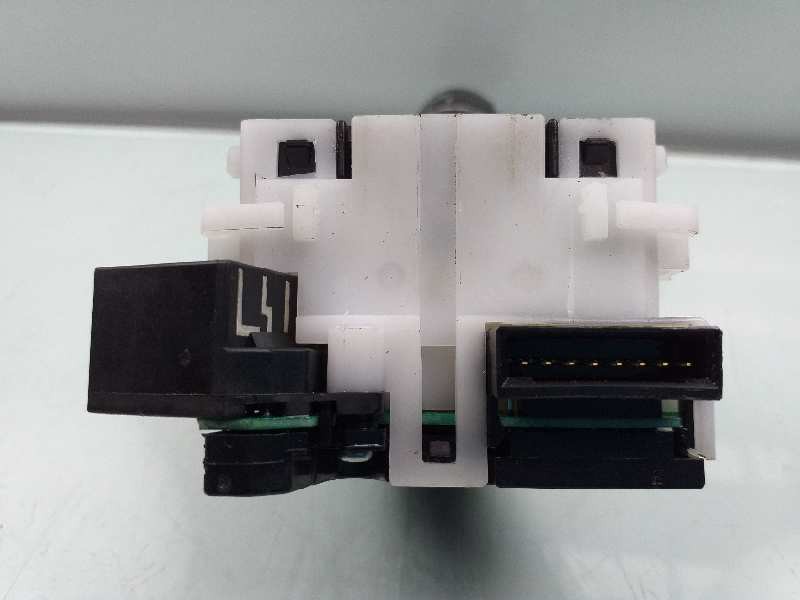 Recambio de mando limpia para nissan qashqai (j10) tekna referencia OEM IAM   