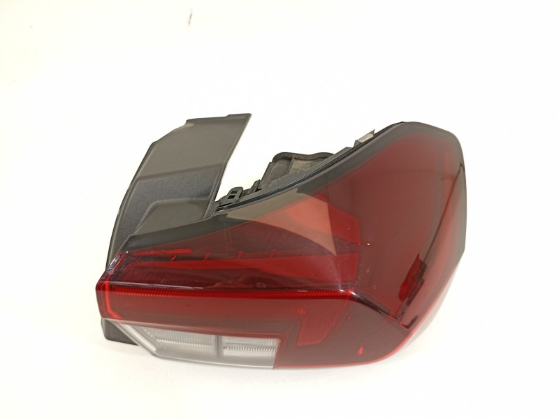 Recambio de piloto trasero derecho para opel corsa f referencia OEM IAM 9829317280  