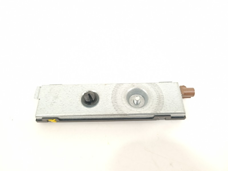 Recambio de antena para mercedes-benz clase a (w176) a 45 amg 4-matic (176.052) referencia OEM IAM A1669051702  