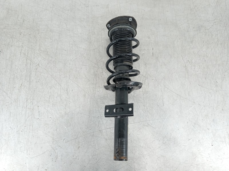 Recambio de amortiguador delantero derecho para seat arona xperience referencia OEM IAM 2Q0413031DP 824903017732 