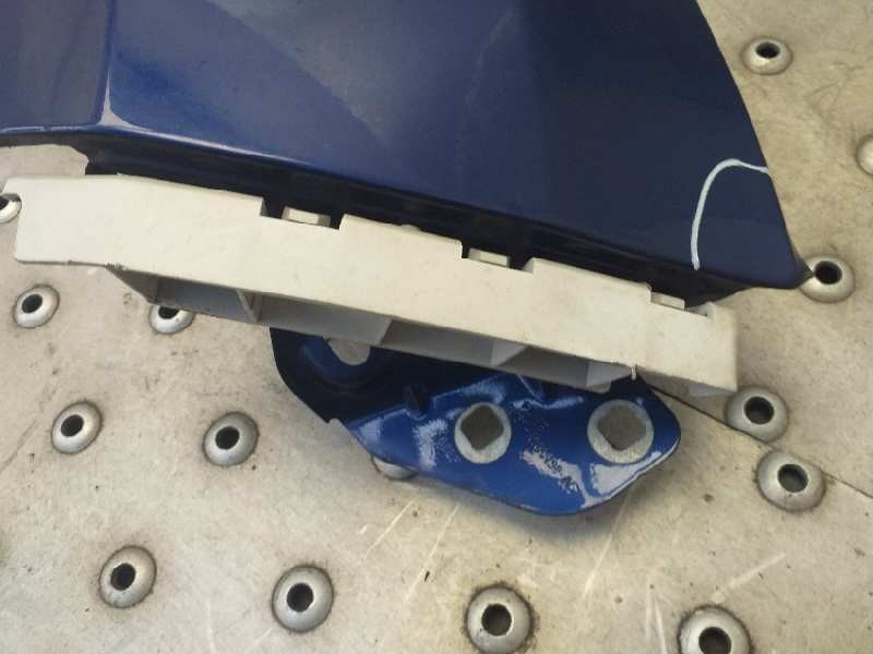 Recambio de aleta delantera derecha para ford focus lim. titanium referencia OEM IAM   