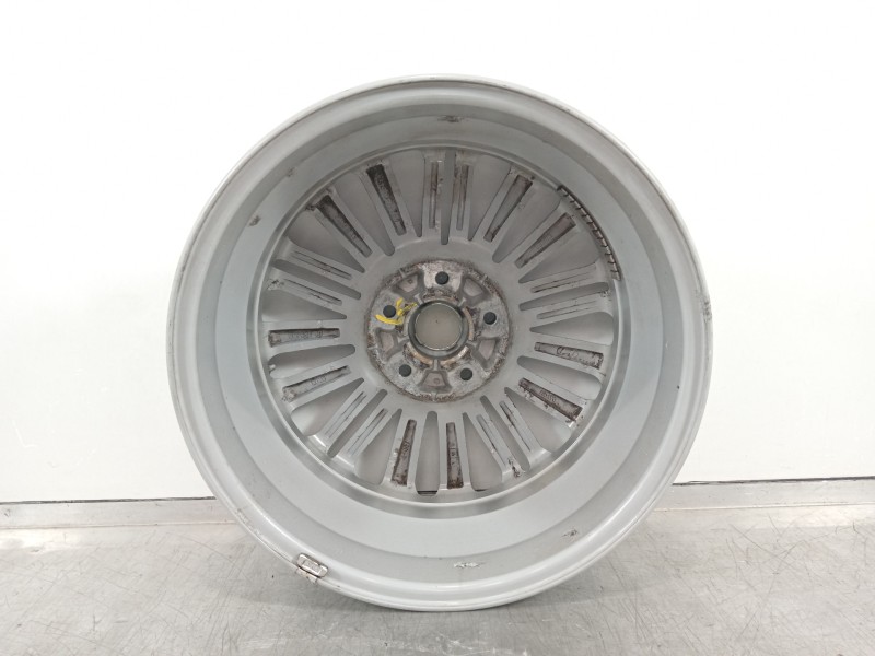 Recambio de llanta para hyundai kona tecno 2wd referencia OEM IAM 52910J9200  