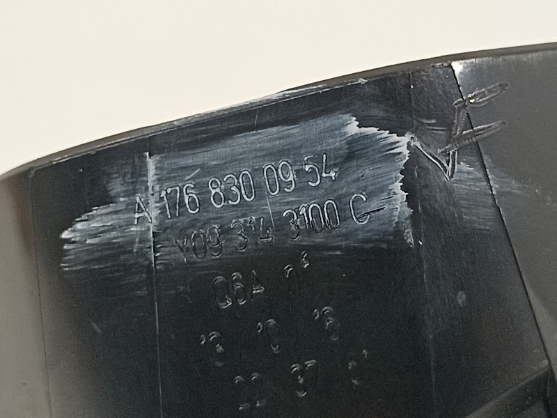 Recambio de rejilla aireadora para mercedes-benz clase a (w176) a 45 amg 4-matic (176.052) referencia OEM IAM A1768300954  