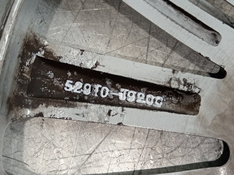 Recambio de llanta para hyundai kona tecno 2wd referencia OEM IAM 52910J9200  