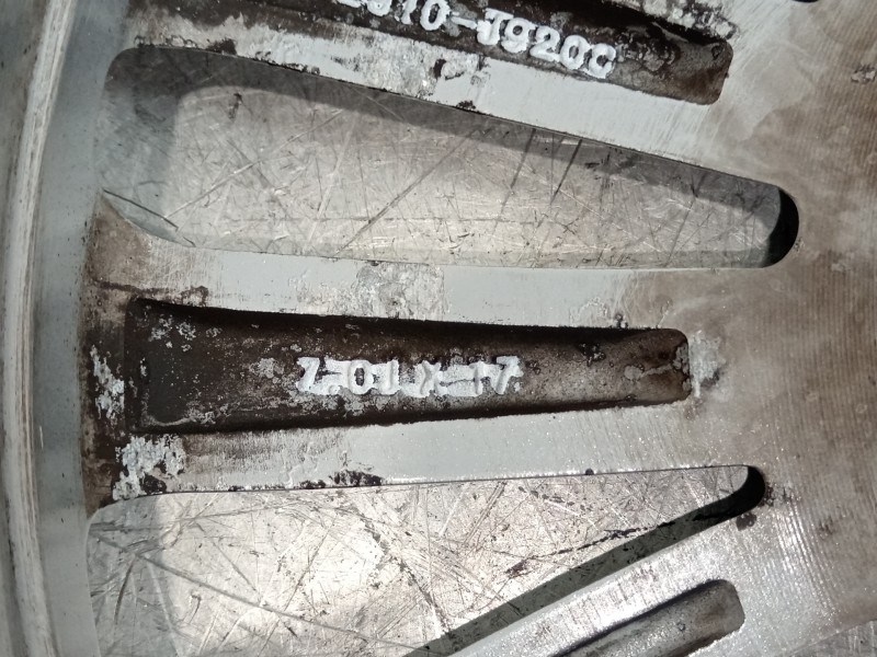 Recambio de llanta para hyundai kona tecno 2wd referencia OEM IAM 52910J9200  