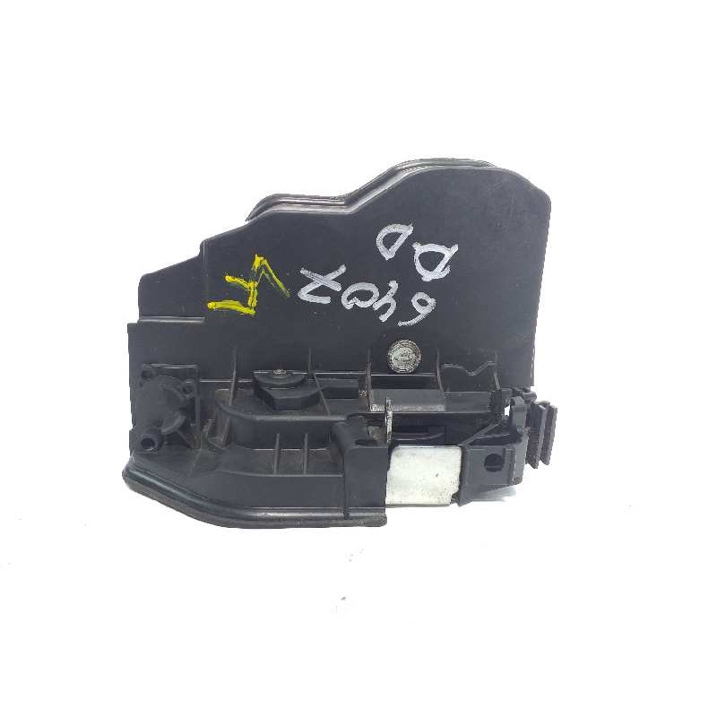 Recambio de cerradura puerta delantera derecha para bmw serie 5 lim. (f10) 520d referencia OEM IAM 7229458  