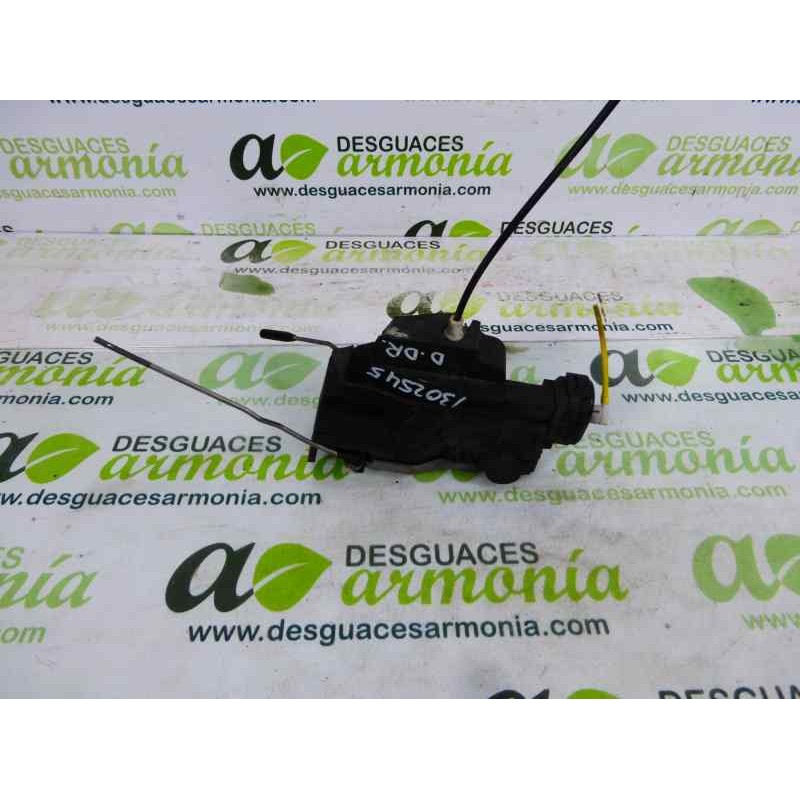 Recambio de cerradura puerta delantera derecha para mercedes-benz clase a (w168) 1.6 cat referencia OEM IAM 1687230008  