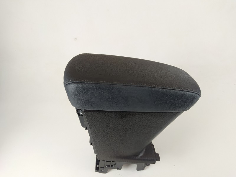 Recambio de apoyabrazos central para opel corsa f referencia OEM IAM 9830208680 39196827 