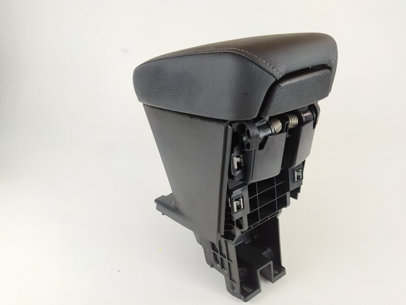 Recambio de apoyabrazos central para opel corsa f referencia OEM IAM 9830208680 39196827 